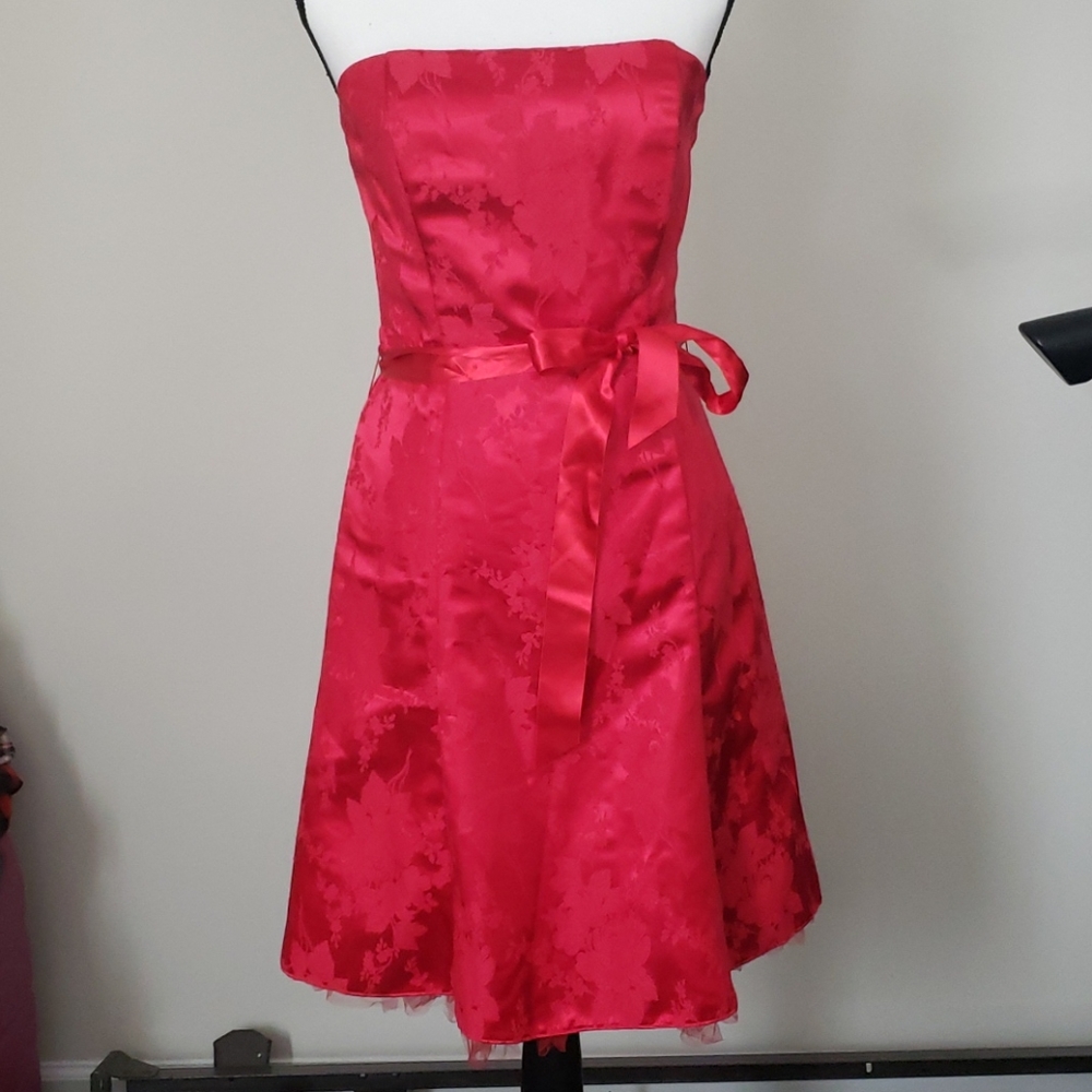 Jessica McClintock Strapless Red Dress